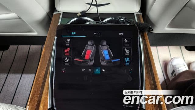 Cadillac Escalade 5세대 ESV Sport Platinum, 2025 19