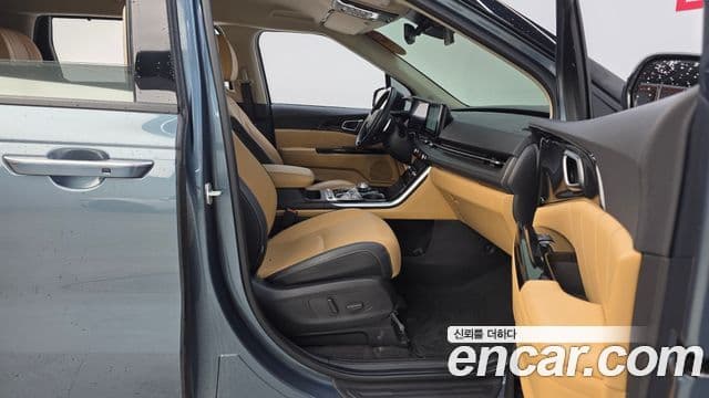 Kia Carnival 4세대 Signature, 2022 11