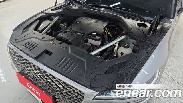 Genesis GV70, 2022 6