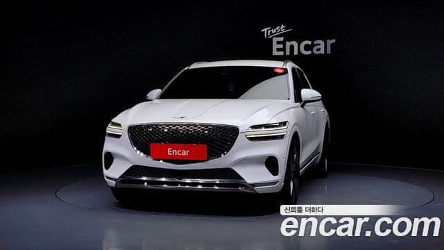Genesis GV70, 2022 3