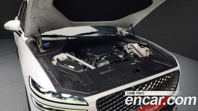 Genesis GV70, 2022 6