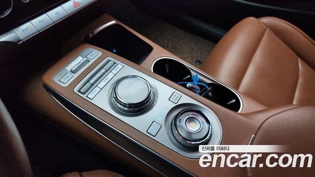 Genesis GV70, 2022 9