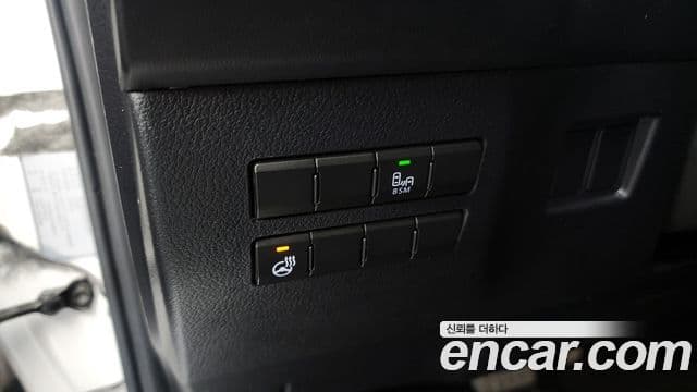 Lexus NX300h Supreme, 2018 16