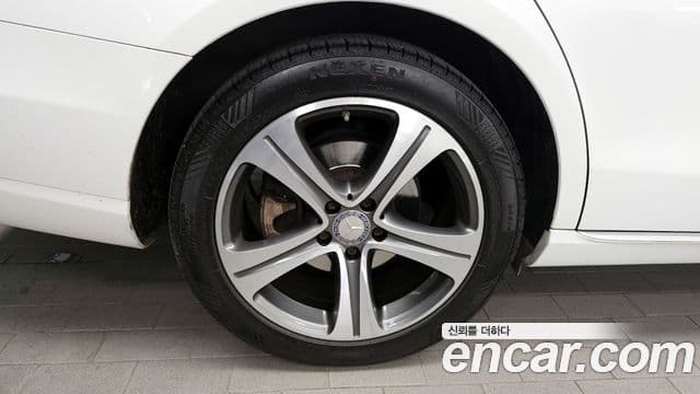 Mercedes-Benz E-класс W213 Avantgarde, 2017 все фото