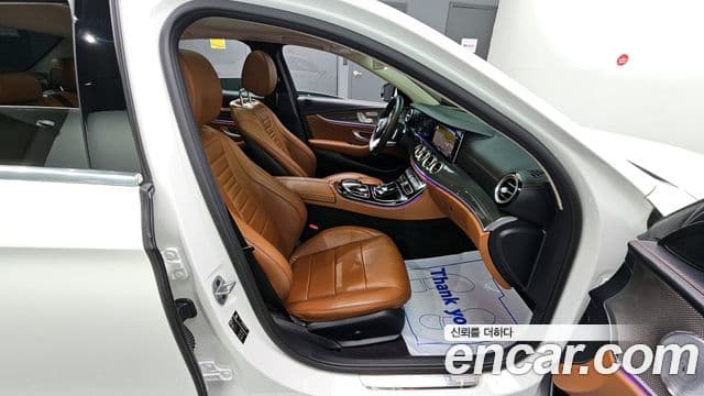 Mercedes-Benz E-класс W213 AMG Line, 2019 12