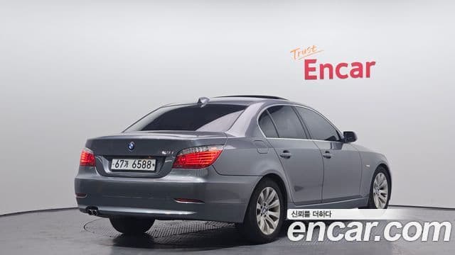 BMW 5시리즈 (E60) 528i седан, 2009 2