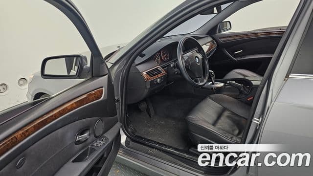 BMW 5시리즈 (E60) 528i седан, 2009 10