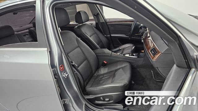 BMW 5시리즈 (E60) 528i седан, 2009 11