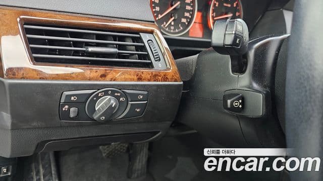 BMW 5시리즈 (E60) 528i седан, 2009 18