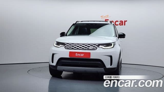 Land Rover Discovery 5 D250 S, 2024 3