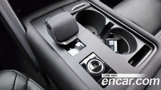 Land Rover Discovery 5 D250 S, 2024 9