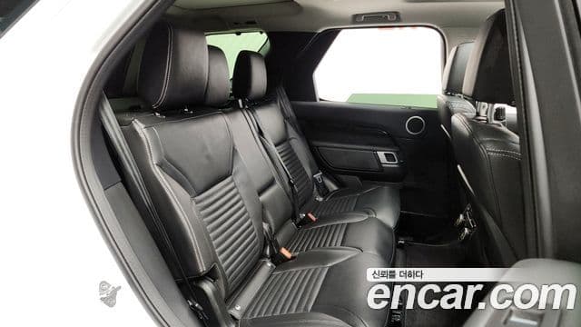 Land Rover Discovery 5 D250 S, 2024 12