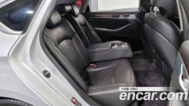 Hyundai Genesis DH Modern, 2016 12