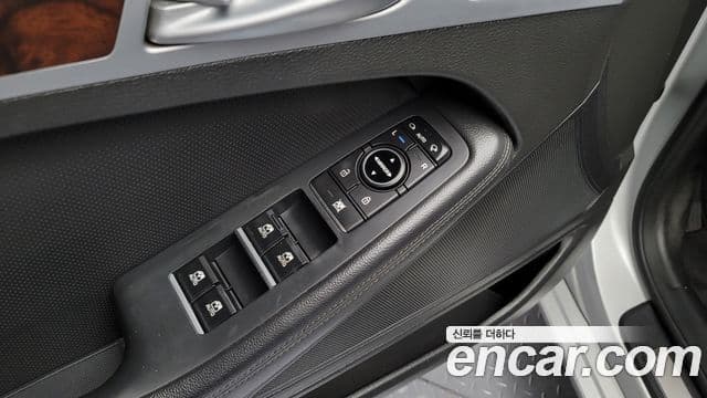 Hyundai Genesis DH Modern, 2016 18