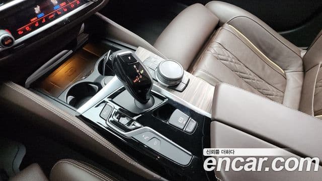 BMW 5시리즈 (G30) 520d M Sport Plus, 2020 9