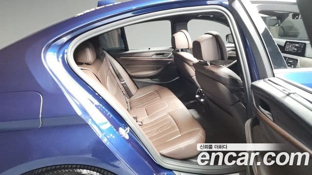 BMW 5시리즈 (G30) 520d M Sport Plus, 2020 12