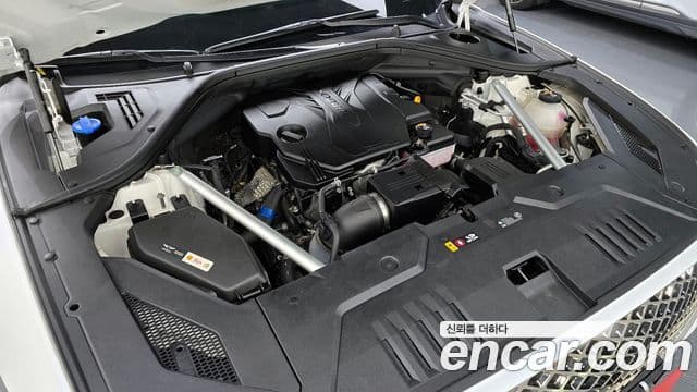 Genesis GV70, 2022 6