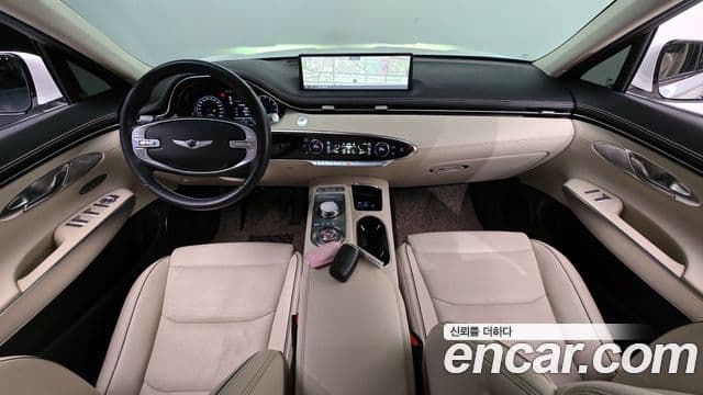 Genesis GV70, 2022 7