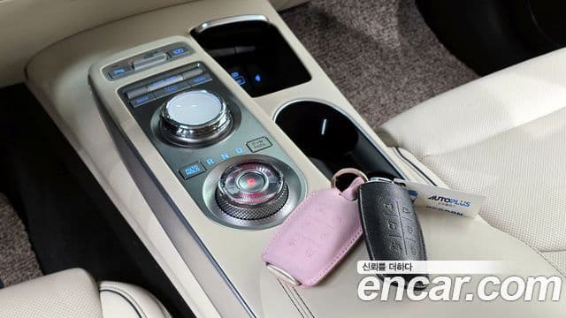 Genesis GV70, 2022 9