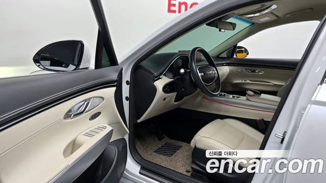 Genesis GV70, 2022 11