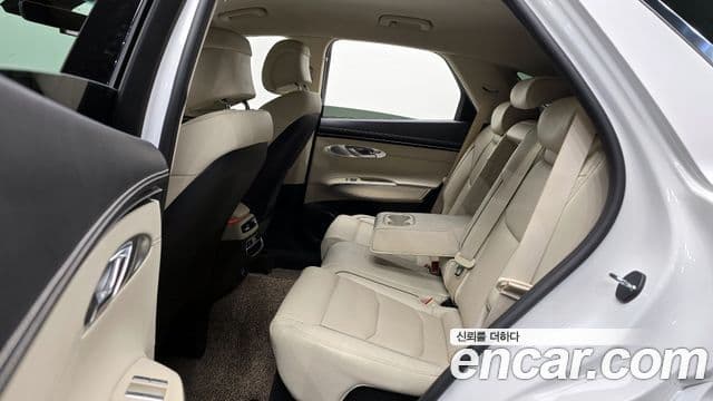 Genesis GV70, 2022 12