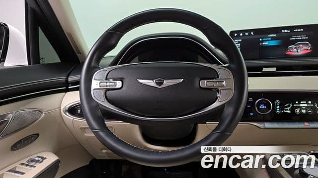 Genesis GV70, 2022 13