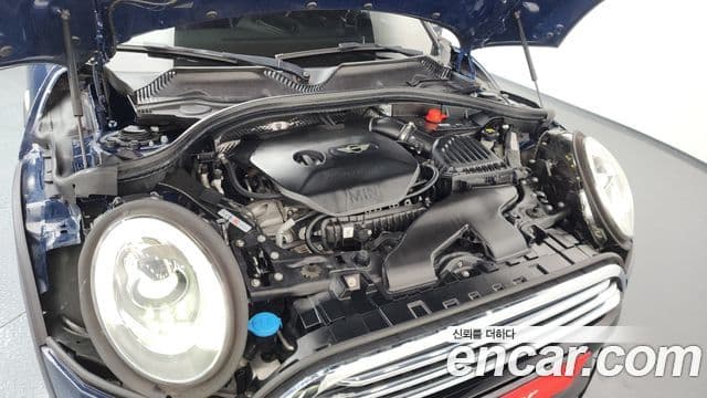 Mini Cooper 클럽맨 2세대, 2016 6