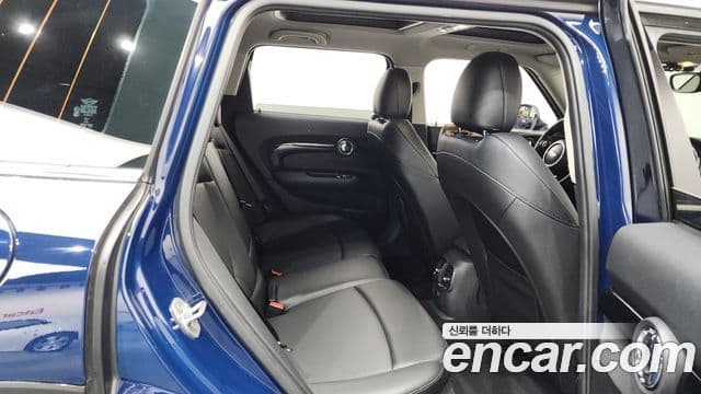 Mini Cooper 클럽맨 2세대, 2016 12