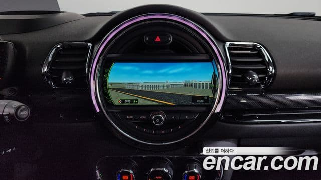 Mini Cooper 클럽맨 2세대, 2016 15