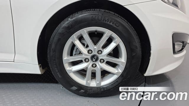 Kia K5 2.0 Deluxe, 2013 все фото