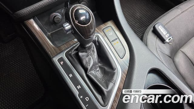 Kia K5 2.0 Deluxe, 2013 9