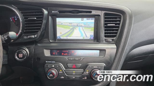 Kia K5 2.0 Deluxe, 2013 16