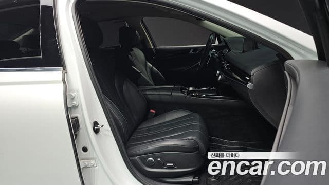 Genesis G80 (RG3) бензин 2.5 турбо AWD, 2022 10