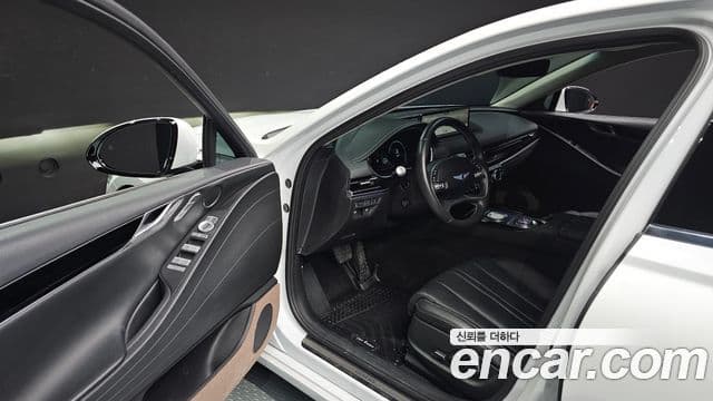 Genesis G80 (RG3) бензин 2.5 турбо AWD, 2022 11