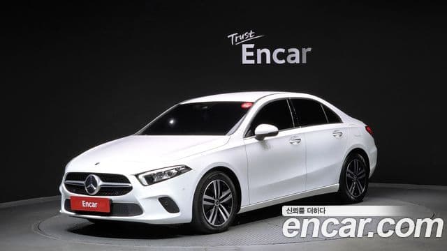 Mercedes-Benz A-класс W177 A220 седан, 2023 1