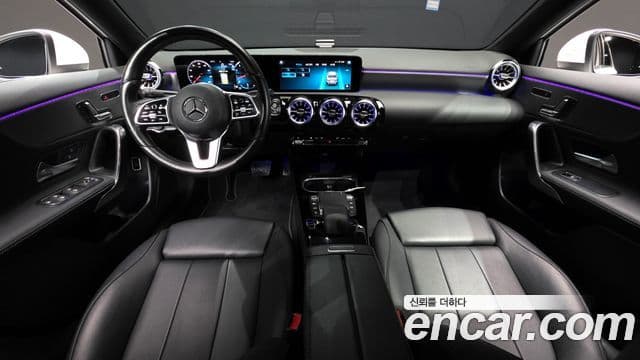 Mercedes-Benz A-класс W177 A220 седан, 2023 7