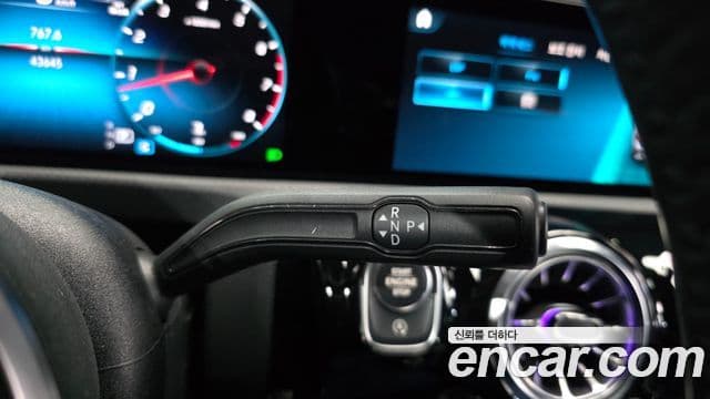 Mercedes-Benz A-класс W177 A220 седан, 2023 9