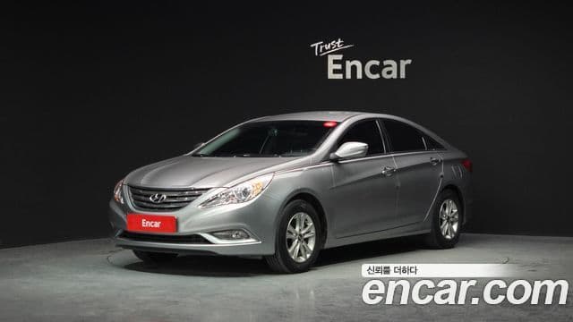 Hyundai YF Sonata LPI top, 2012 1