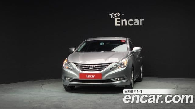 Hyundai YF Sonata LPI top, 2012 3