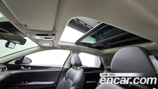Kia K5 3세대 Signature, 2021 18