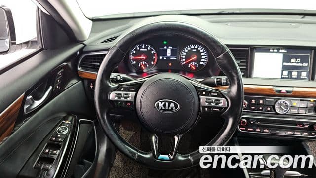 Kia All New K7 Prestige, 2016 13