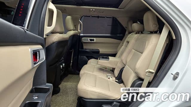 Ford Explorer 6세대 2.3 Limited 4WD, 2020 12