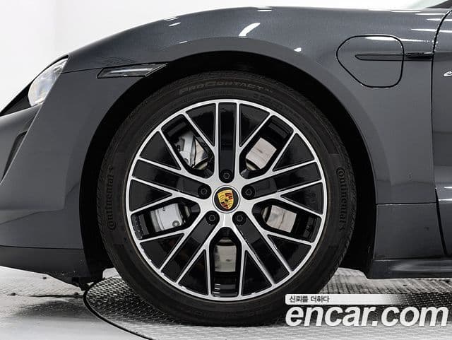 Porsche 타이칸 базовый, 2024 все фото