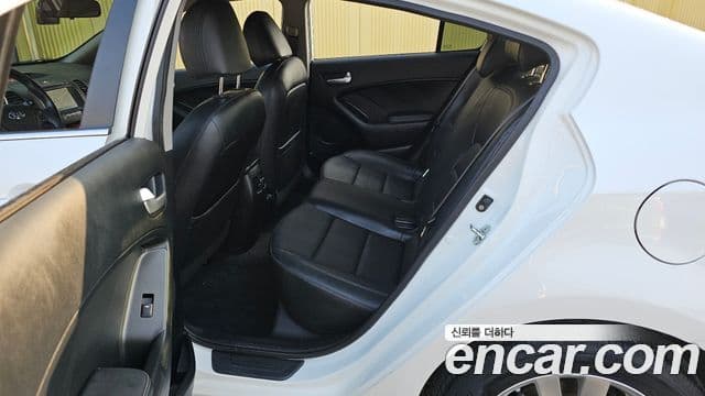 Kia K3 Luxury, 2015 12