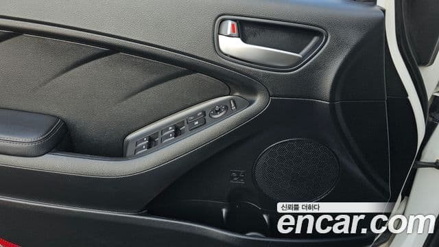 Kia K3 Luxury, 2015 17