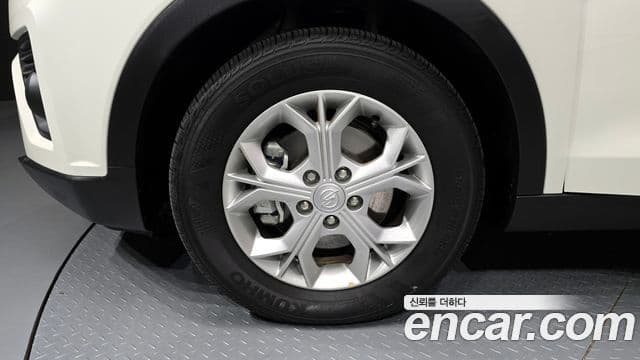 KG모빌리티(SsangYong) Berry New Tivoli V3, 2021 все фото