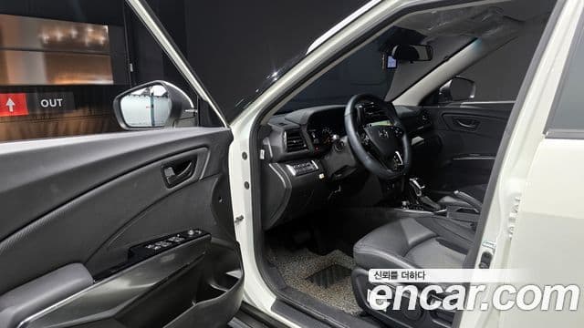 KG모빌리티(SsangYong) Berry New Tivoli V3, 2021 11