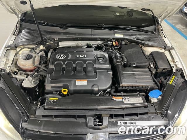 Volkswagen Гольф 7세대, 2015 6