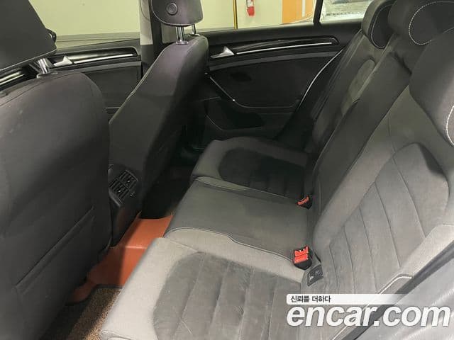 Volkswagen Гольф 7세대, 2015 20