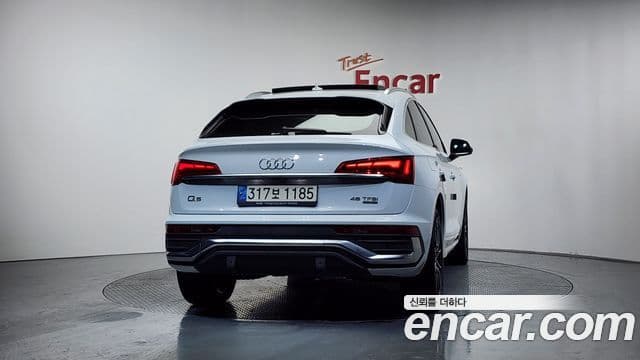 Audi Q5 (FY) 45 TFSI Quattro Premium Sportback, 2022 4